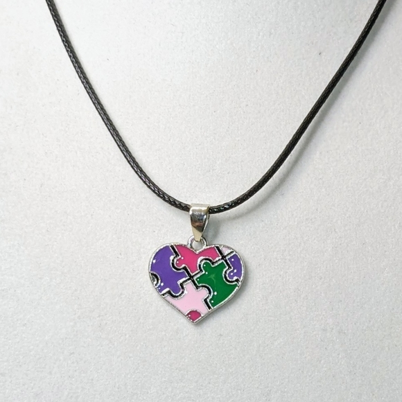 New Autism Awareness Necklace Heart Puzzle Piece Charm Silver Chain Pink - Picture 6 of 8